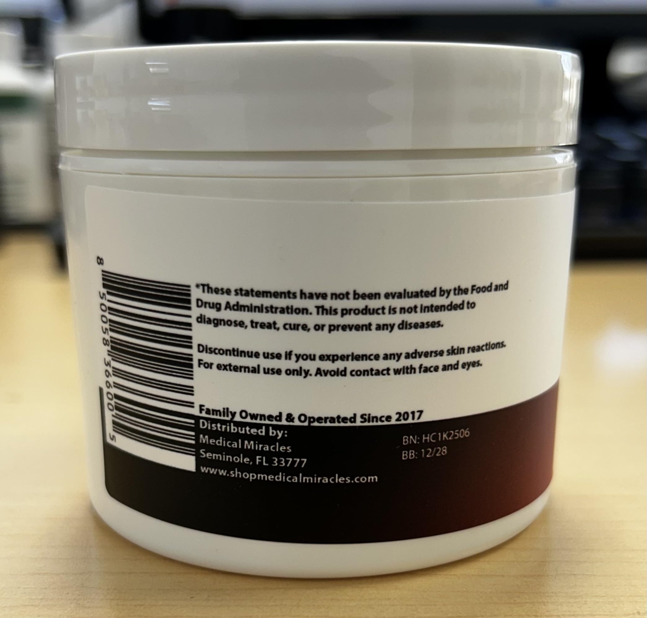 Medical Miracles Hemp Cream - Ideal for Hips, Joints, Neck, Back, Elbows, Fingers, Hands, and Knees (1000mg) Now NEW 4OZ Size Medical MiraclesBuy Supplements Australia